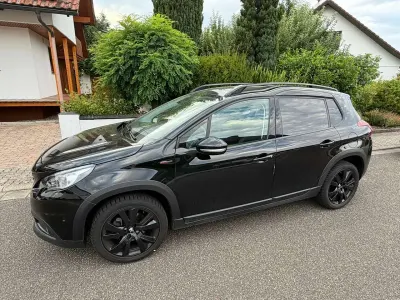 Gebraucht Peugeot 2008 GT-line 110 PS (80 kW) 2019 Schwarz SUV
