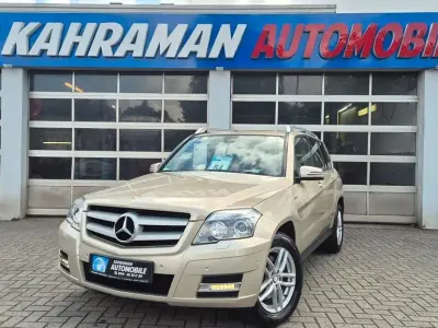 Gebraucht Mercedes GLK250 204 PS (150 kW) 2012 Gold SUV