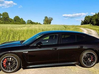 Porsche Panamera GTS