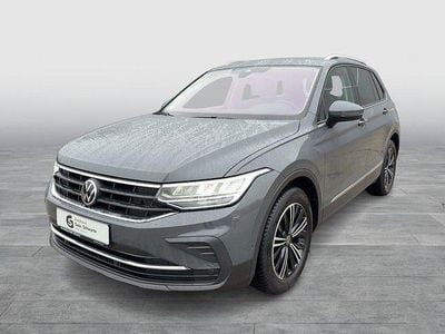 Gebraucht VW Tiguan Active 150 PS (110 kW) 2021 Grau SUV