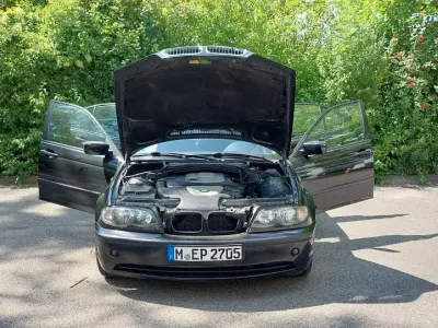 Gebraucht BMW 320 150 PS (110 kW) 2004 Schwarz Limousine