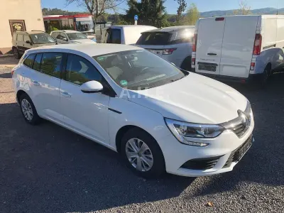 Gebraucht Renault Mégane IV Life 101 PS (74 kW) 2018 Weiß Limousine