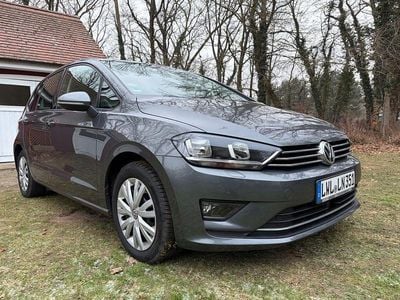 Grau Gebraucht 2017 VW Golf Sportsvan Van / Kleinbus | 13.900 € (Guter Preis)