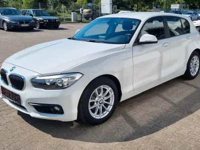 Gebraucht BMW 116 Advantage 109 PS (80 kW) 2017 Weiß Kleinwagen