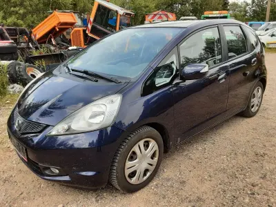 Gebraucht Honda Jazz Comfort 99 PS (72 kW) 2010 Blau Kleinwagen