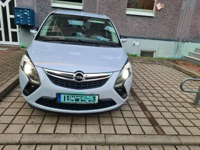 Gebraucht Opel Zafira 165 PS (121 kW) 2012 Silber Van / Kleinbus