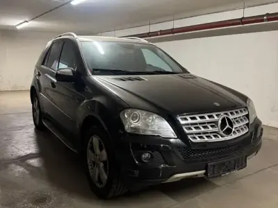 Gebraucht Mercedes ML300 190 PS (139 kW) 2009 Schwarz SUV