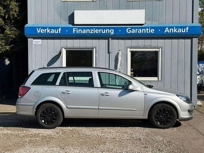 Begagnad Opel Astra Edition+ 105 HK (77 kW) 2006 Silver Sedan