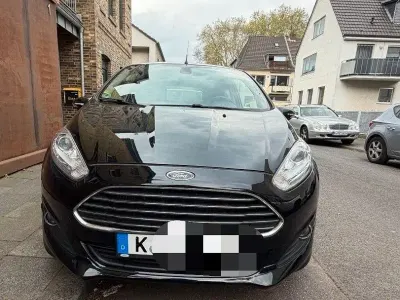 Gebraucht Ford Fiesta Titanium 101 PS (74 kW) 2016 Schwarz Kleinwagen