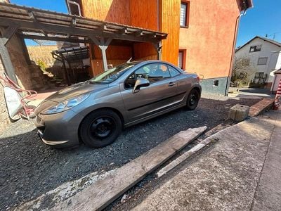 Gebraucht Peugeot 207 CC 120 PS (88 kW) 2007 Andere farben Cabrio