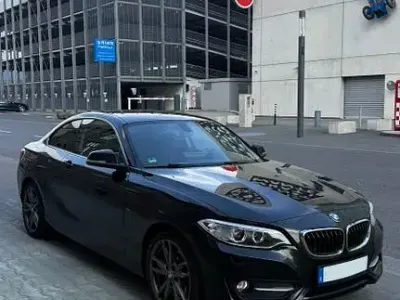 Gebraucht BMW 220 Sport Line 190 PS (139 kW) 2014 Schwarz Coupé