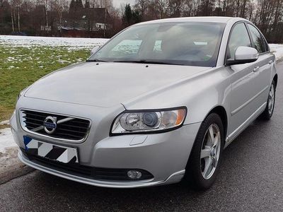 Silber Gebraucht 2012 Volvo S40 Limousine | 5.600 € (Fairer Preis)