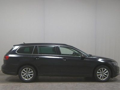 Usata VW Passat Business 150 CV (110 kW) 2022 Nero Station wagon