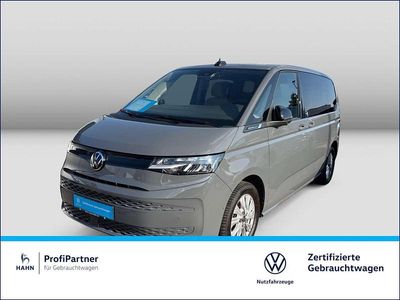 Gebraucht VW Multivan Basis 204 PS (150 kW) 2024 Grau Van