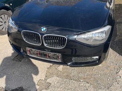 Gebraucht BMW 116 136 PS (100 kW) 2011 Schwarz Kleinwagen