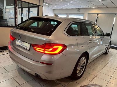 Gebraucht BMW 530 265 PS (194 kW) 2020 Glaciersilber metallic Kombi