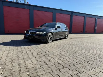 Gebraucht BMW 320 Shadowline 190 PS (139 kW) 2023 Schwarz Kombi