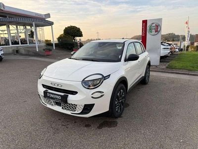 Gebraucht Fiat 600 101 PS (74 kW) 2024 Weiss SUV