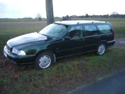 Gebraucht Volvo V70 144 PS (105 kW) 1998 Grün Kombi