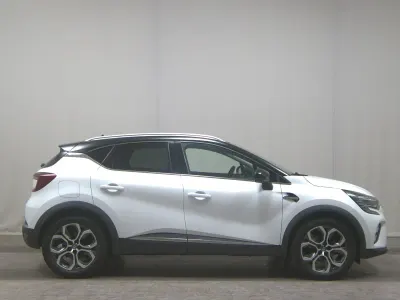 Gebraucht Renault Captur Intens 160 PS (117 kW) 2021 Weiss SUV