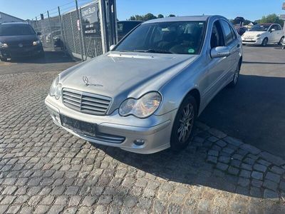 Mercedes C280