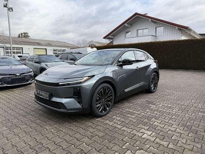Neu Toyota C-HR+ Lounge 252 kW (343 PS) 2026 Mineral metallic / black SUV