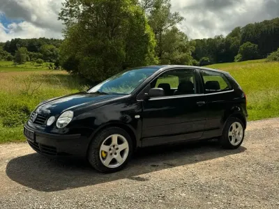 Gebraucht VW Polo 54 PS (39 kW) 2004 Schwarz Kleinwagen