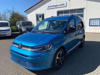 Neu VW Caddy Style 122 PS (89 kW) 2025 (costa azul) Van / Kleinbus