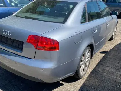 Gebraucht Audi A4 Sport 140 PS (102 kW) 2006 Schwarz Limousine