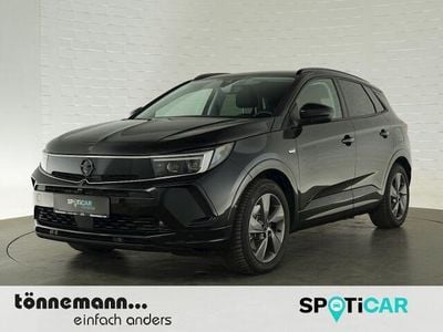 Second-hand Opel Grandland X GSe 300 CP (220 kW) 2023 Negru SUV
