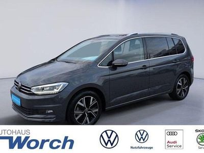 Grau Gebraucht 2021 VW Touran Highline Van / Kleinbus | 29.879 € (Guter Preis)