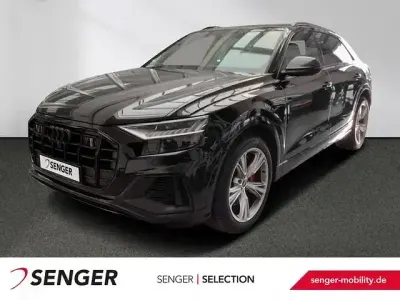 Second-hand Audi SQ8 Competition 507 CP (372 kW) 2023 Negru SUV