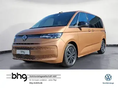 Gebraucht VW Multivan Life 136 PS (100 kW) 2022 Braun Van / Kleinbus