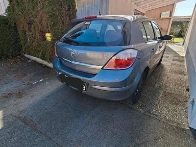 Gebraucht Opel Astra 105 PS (77 kW) 2004 Limousine