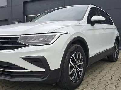 Gebraucht VW Tiguan Life 150 PS (110 kW) 2022 Weiß SUV