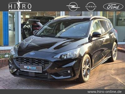 Obsidianschwarz Gebraucht 2020 Ford Focus ST-Line Kombi | 18.690 € (Fairer Preis)