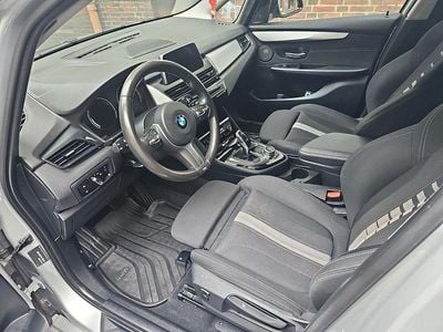 Gebraucht BMW 220 Gran Tourer Advantage 190 PS (139 kW) 2019 Silber Van / Kleinbus