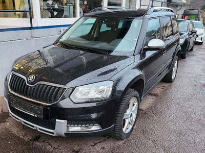 Schwarz Gebraucht 2014 Skoda Yeti Elegance SUV | 11.900 € (Fairer Preis)