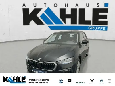 Gebraucht Skoda Scala Essence 116 PS (85 kW) 2025 Blackmagic perleffekt Kleinwagen