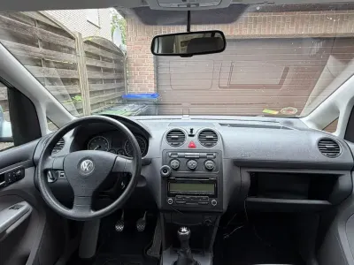 Gebraucht VW Caddy Edition 102 PS (75 kW) 2009 Silber Van / Kleinbus
