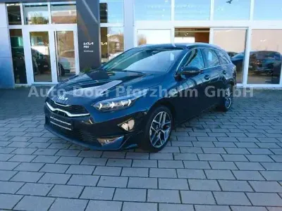 Gebraucht Kia Ceed Sportswagon Spirit 140 PS (102 kW) 2024 Schwarz Kombi