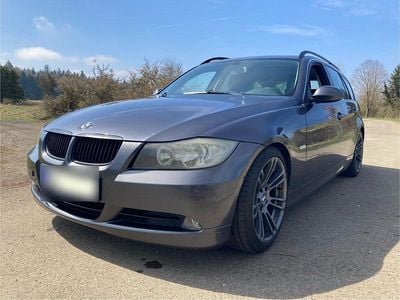 Second-hand BMW 330 231 CP (169 kW) 2006 Gri Break