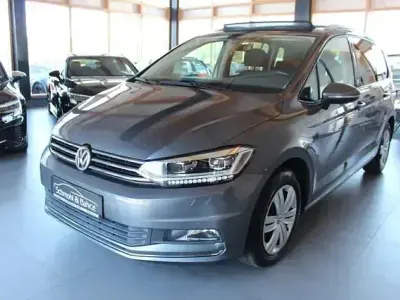 Gebraucht VW Touran Comfortline 150 PS (110 kW) 2017 Indiumgrau Van / Kleinbus
