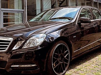 Usata Mercedes E350 265 CV (194 kW) 2012 Nero Berlina