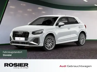 Gebraucht Audi Q2 Ambiente 190 PS (139 kW) 2022 Gletscherweiß metallic SUV