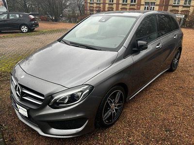 Gebraucht Mercedes B200 AMG line 136 PS (100 kW) 2016 Mountaingrau  met. Van / Kleinbus