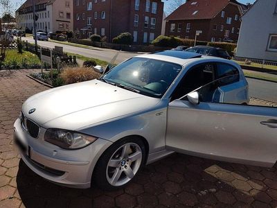 Usata BMW 120 Performance 170 CV (125 kW) 2008 Argento Utilitaria