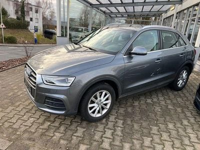 Grau Gebraucht 2015 Audi Q3 Comfort SUV | 15.980 € (Fairer Preis)