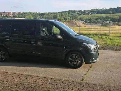 Gebraucht Mercedes Vito 190 PS (139 kW) 2018 Grün Van