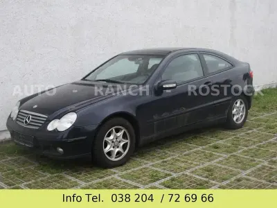 Gebraucht Mercedes C200 163 PS (119 kW) 2001 Blau Coupé
